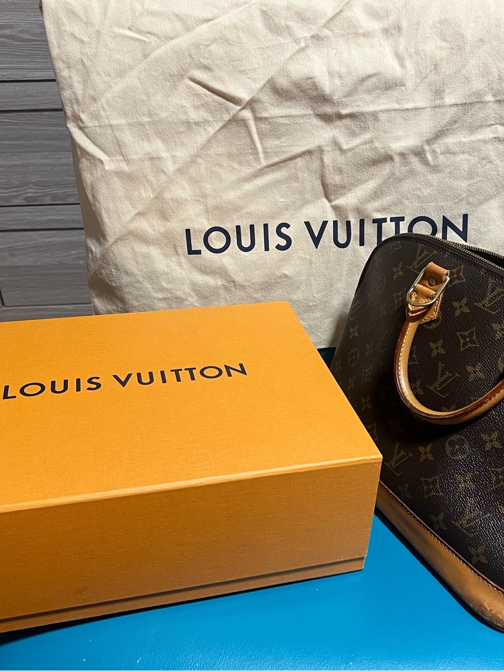 Louis Vuitton Monogram Canvas Key & Card Holder in Brown and Tan